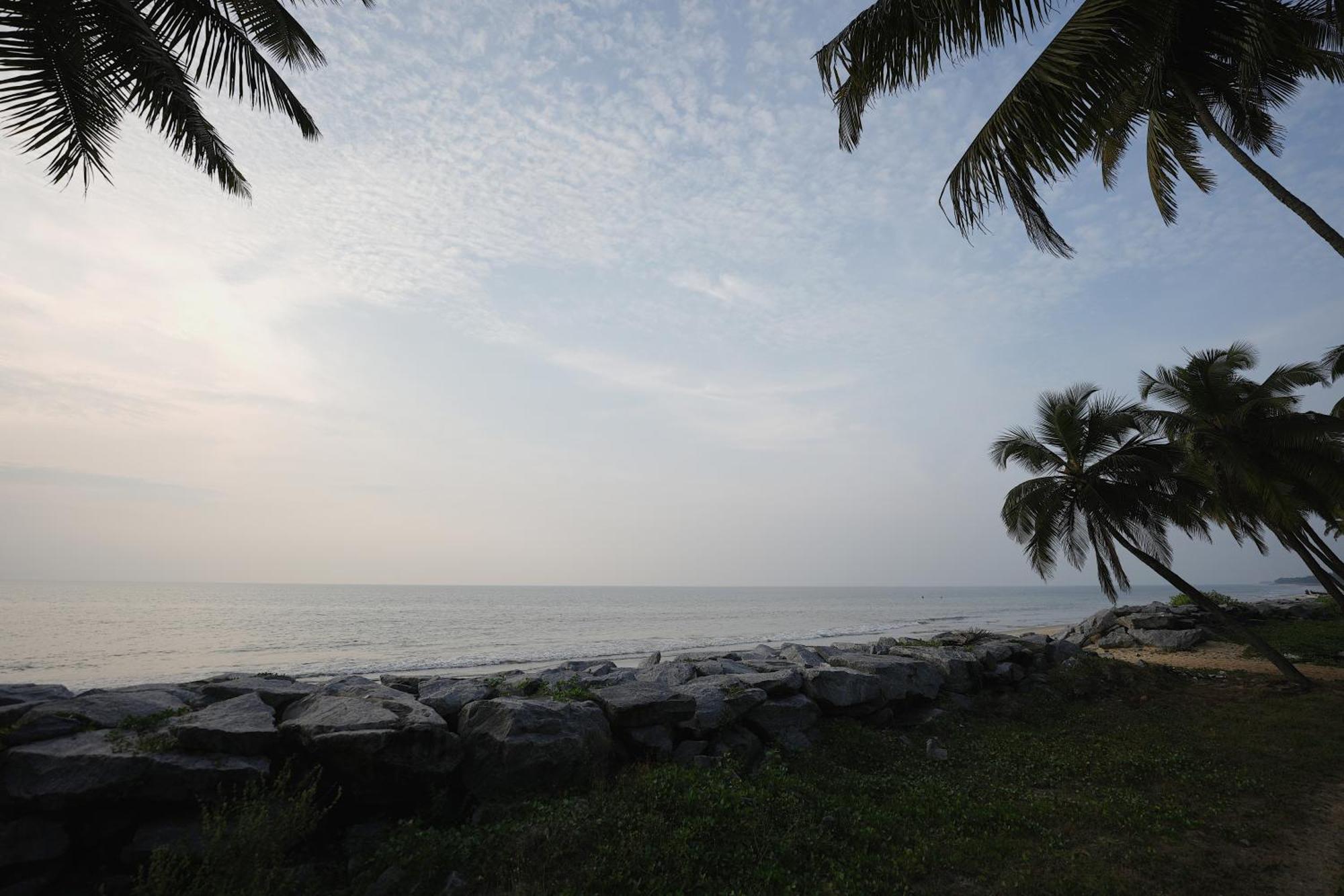 Gb Beach House Udupi Extérieur photo