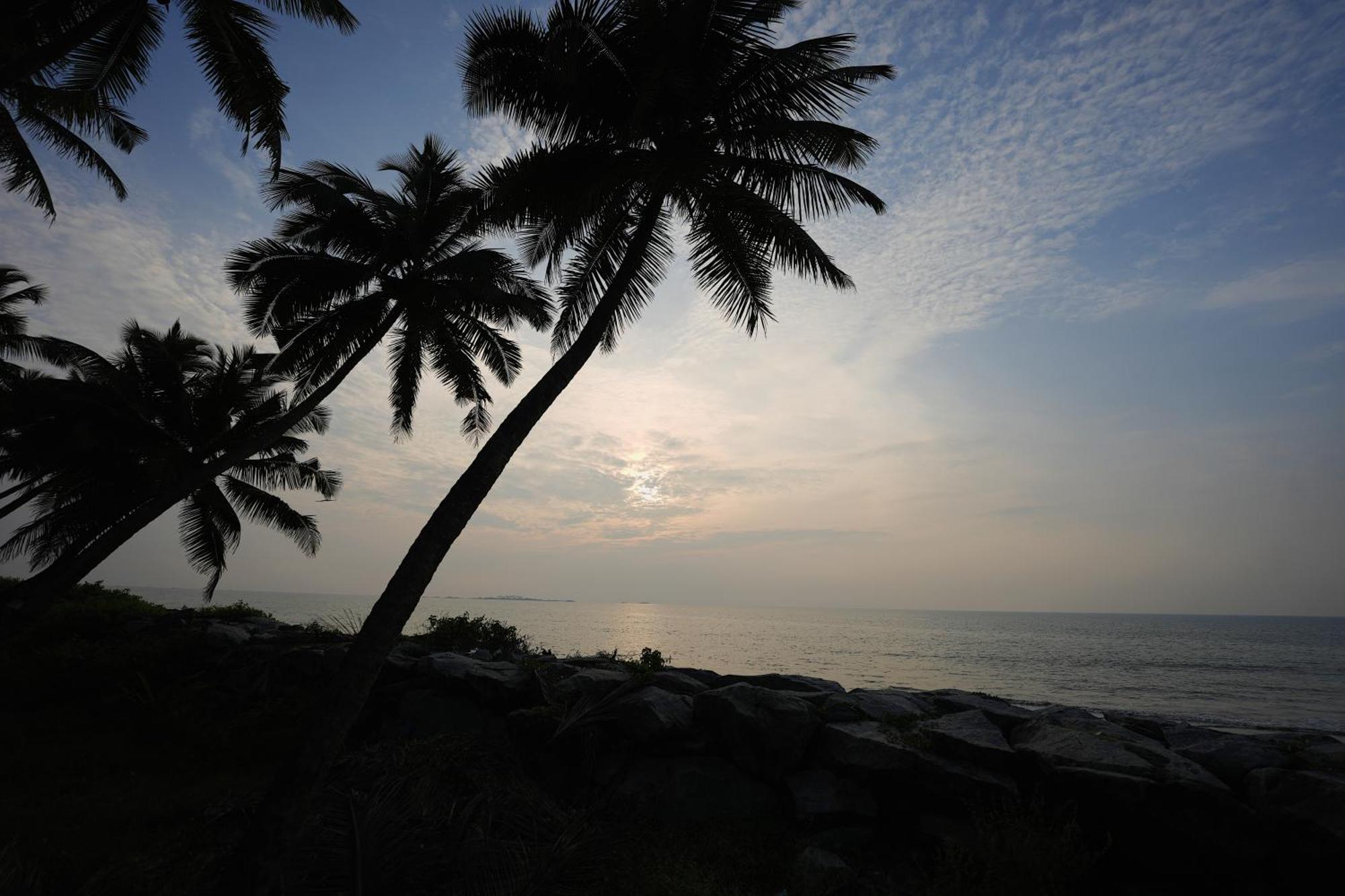 Gb Beach House Udupi Extérieur photo
